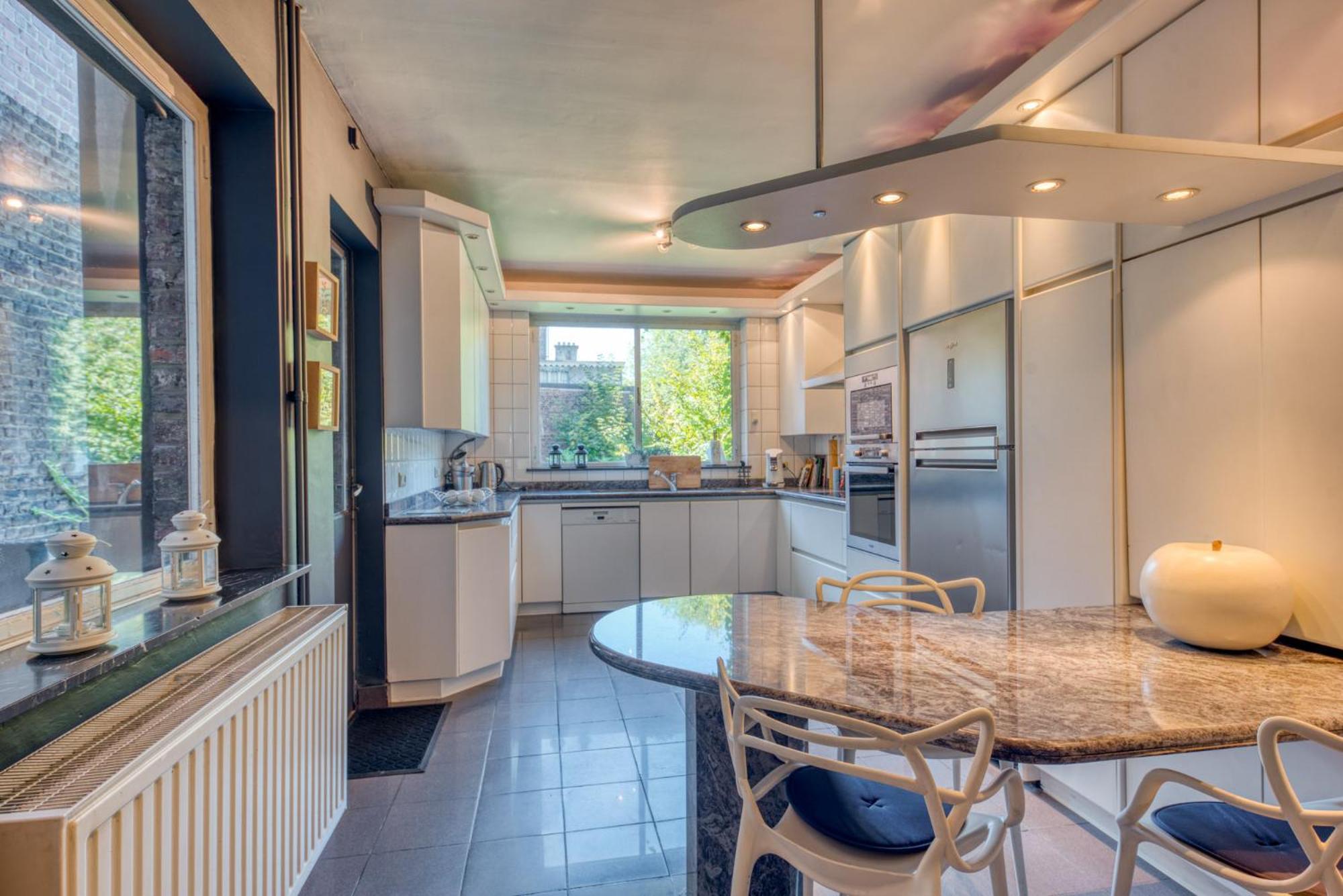 Belle Maison Bourgeoise Partagee De 4 Logements 리에주 외부 사진