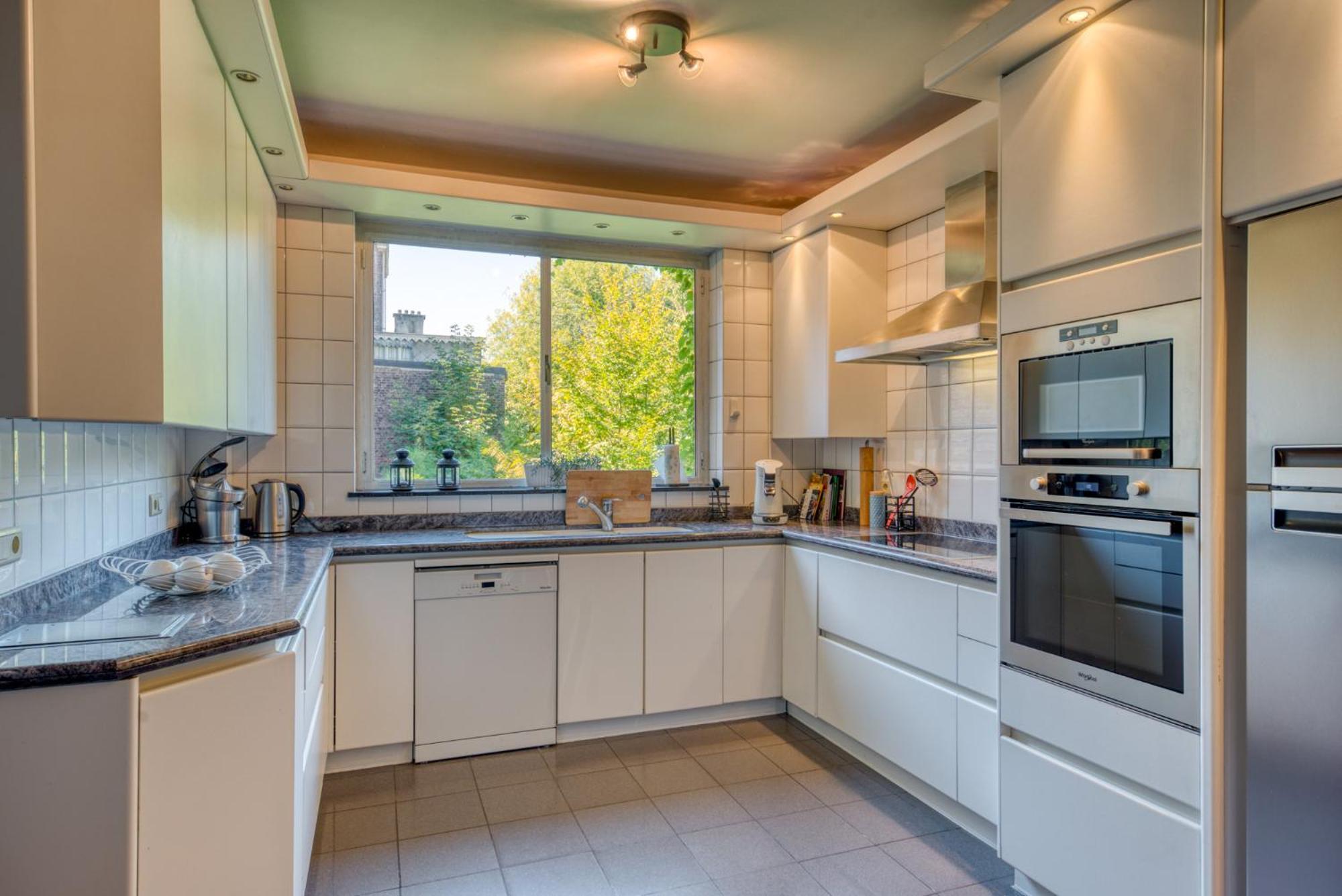Belle Maison Bourgeoise Partagee De 4 Logements 리에주 외부 사진